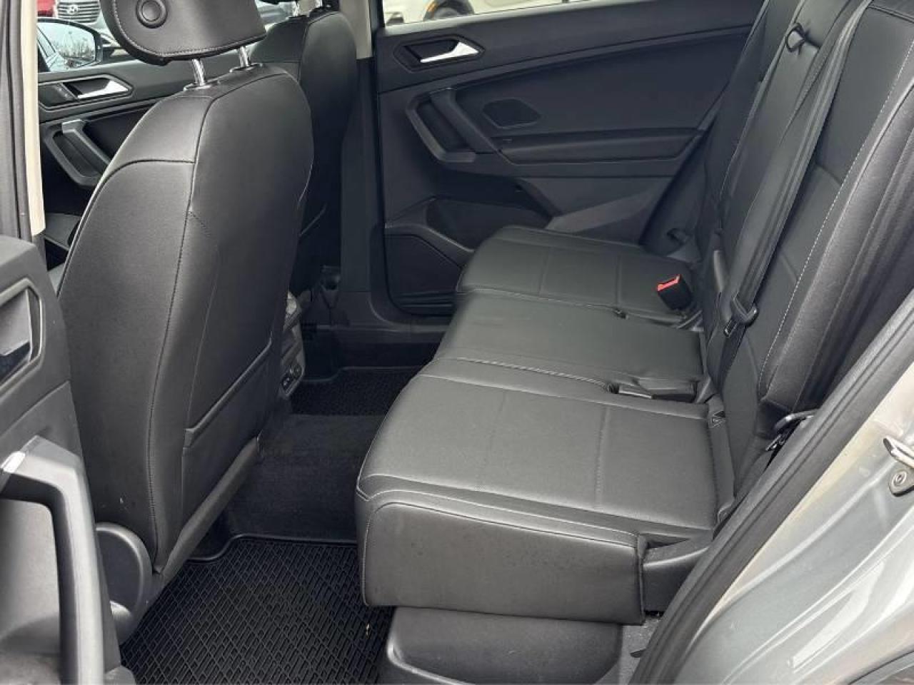 2019 Volkswagen Tiguan Comfortline 4dr All-wheel Drive 4MOTION Photo