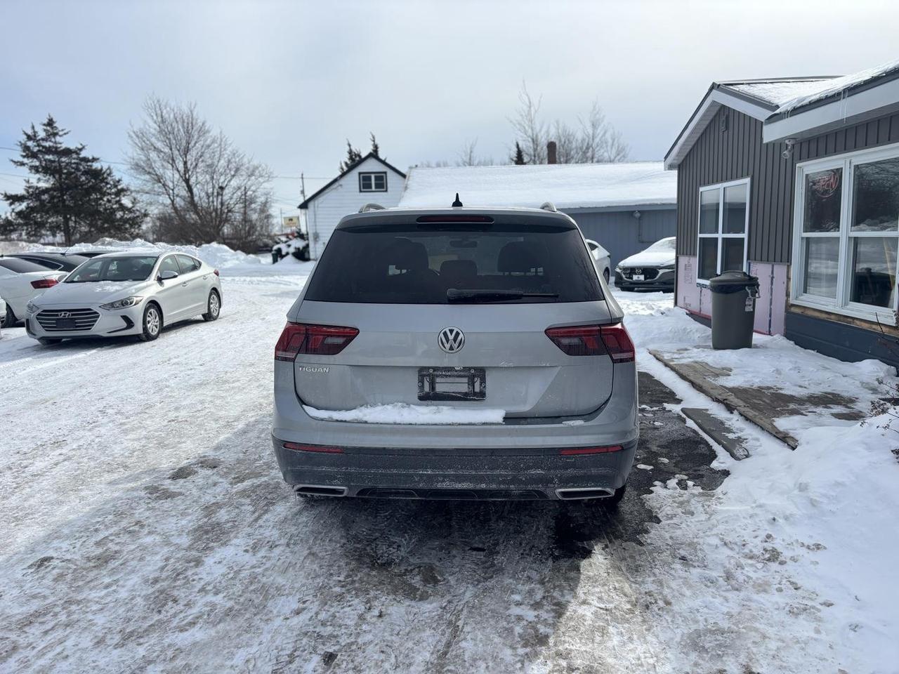 2019 Volkswagen Tiguan Comfortline 4dr All-wheel Drive 4MOTION Photo