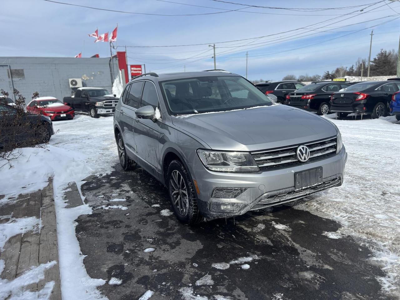 2019 Volkswagen Tiguan Comfortline 4dr All-wheel Drive 4MOTION Photo