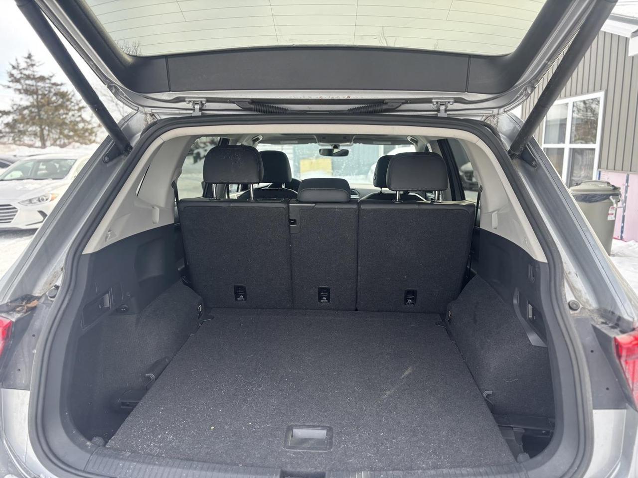 2019 Volkswagen Tiguan Comfortline 4dr All-wheel Drive 4MOTION Photo