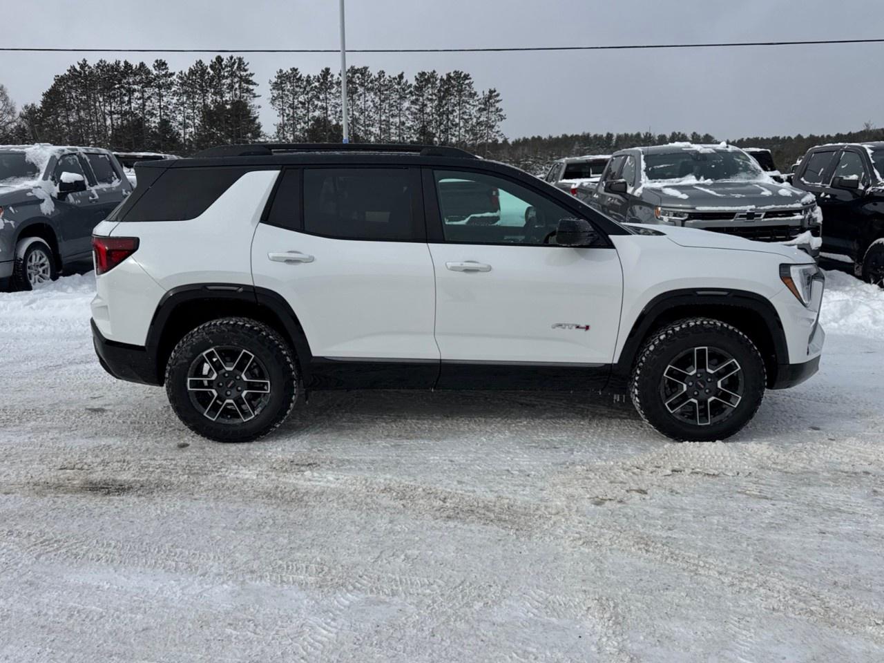 2026 GMC Terrain AWD AT4 Photo3