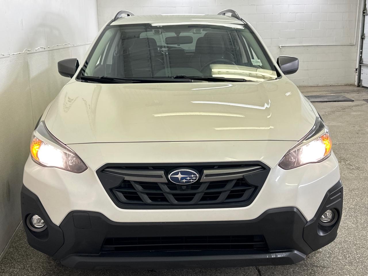 2023 Subaru Crosstrek Outdoor (CVT) 4dr All-Wheel Drive Photo