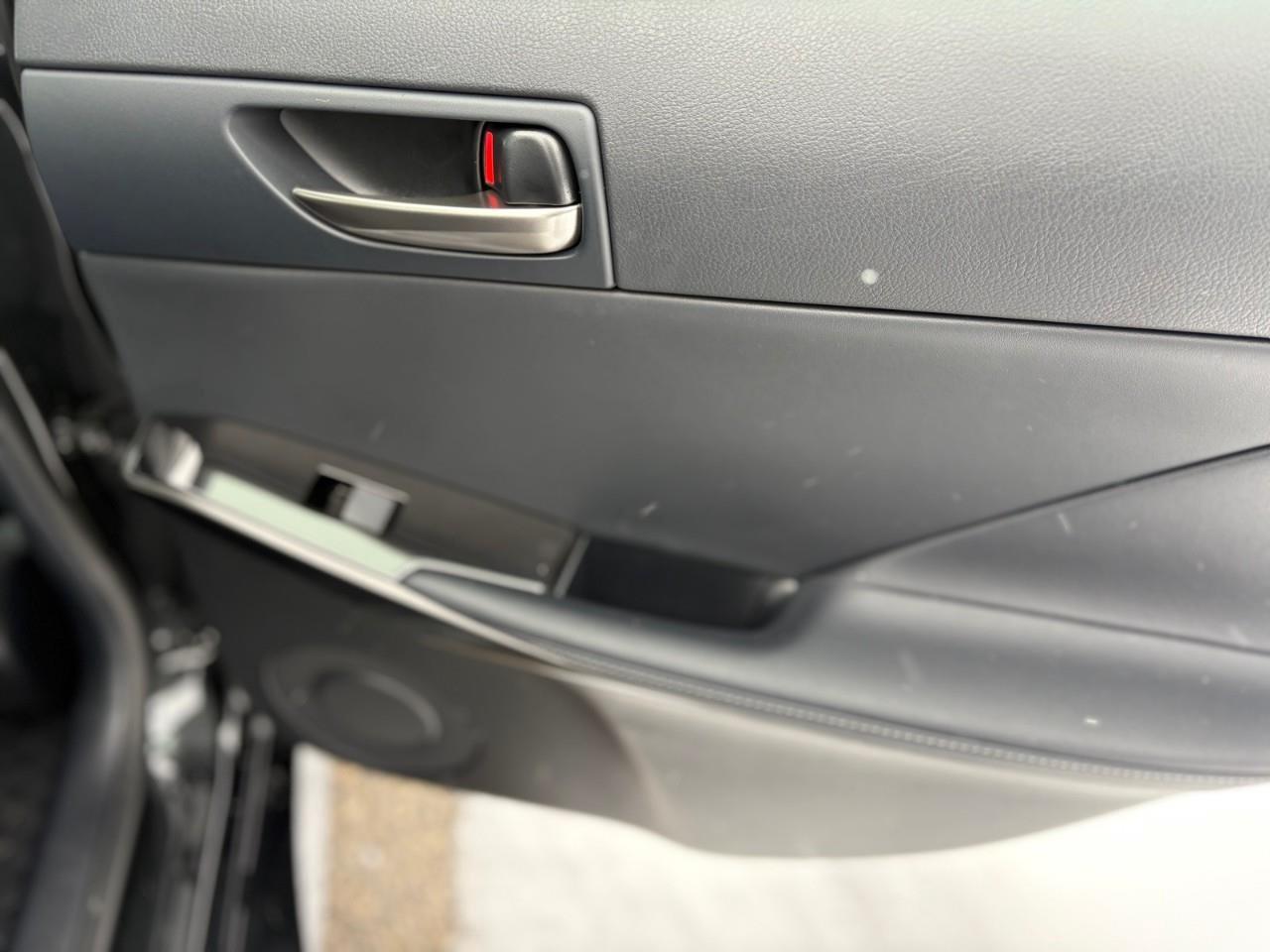 2025 Lexus IS 300 Base 4dr All-Wheel Drive Sedan Photo