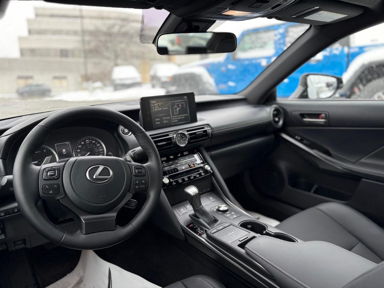 2025 Lexus IS 300 Base 4dr All-Wheel Drive Sedan Photo