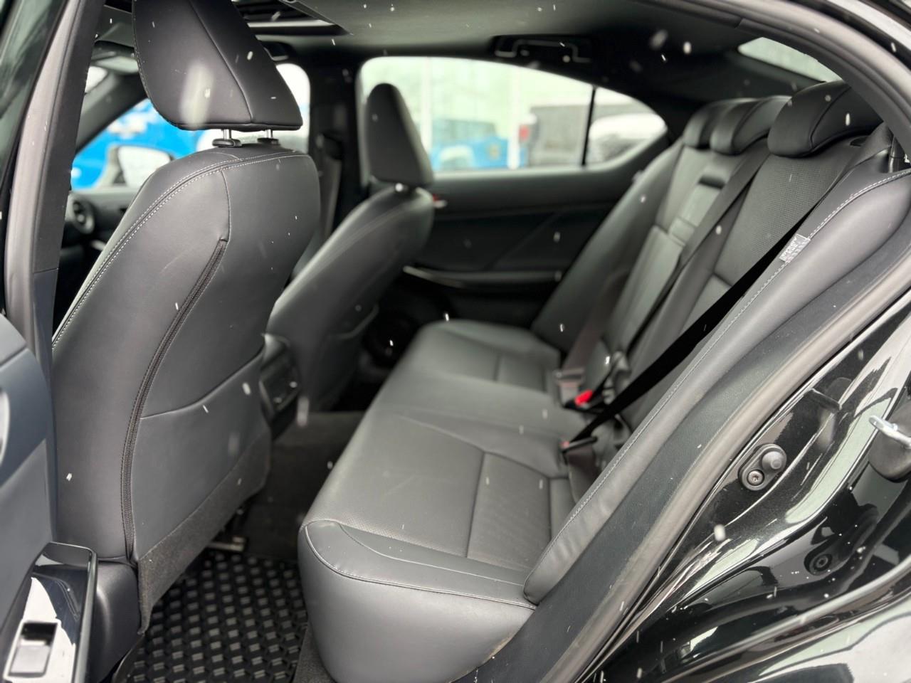 2025 Lexus IS 300 Base 4dr All-Wheel Drive Sedan Photo