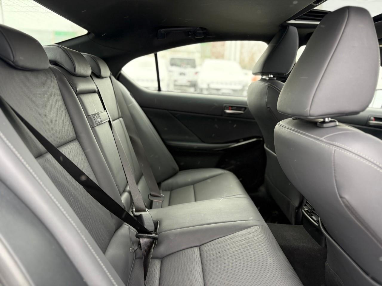 2025 Lexus IS 300 Base 4dr All-Wheel Drive Sedan Photo