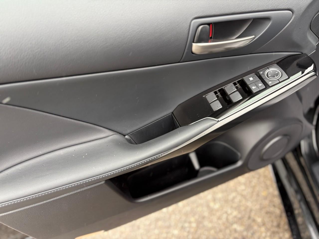 2025 Lexus IS 300 Base 4dr All-Wheel Drive Sedan Photo