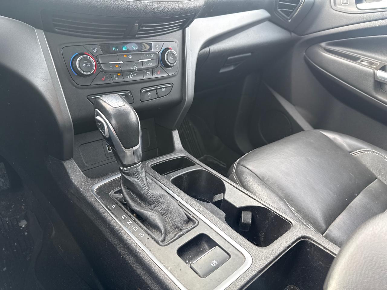 2018 Ford Escape SEL 4dr 4x4 Photo