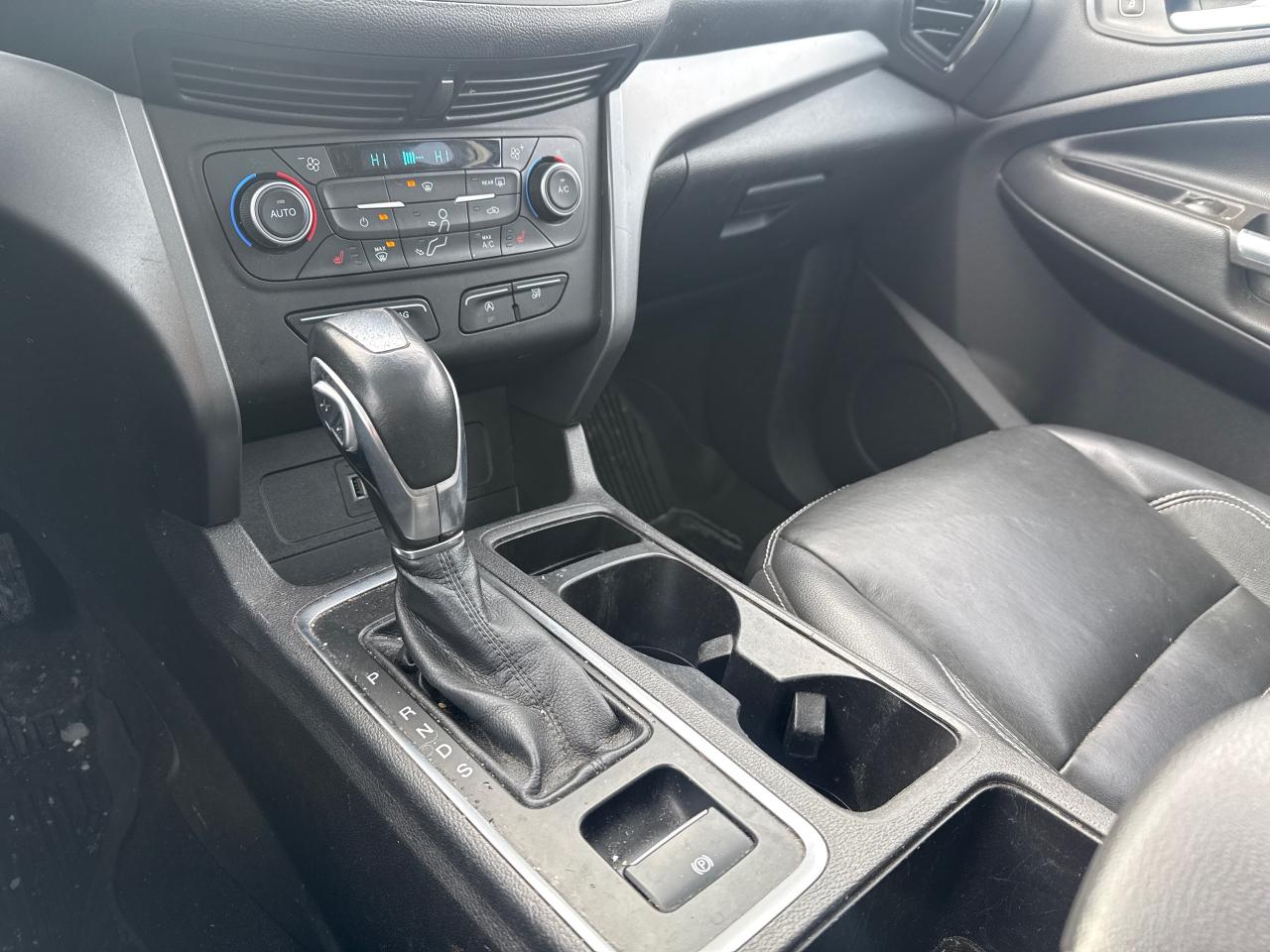 2018 Ford Escape SEL 4dr 4x4 Photo