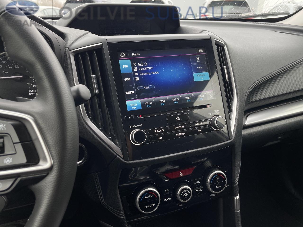 2023 Subaru Forester Touring 4dr All-Wheel Drive Photo2