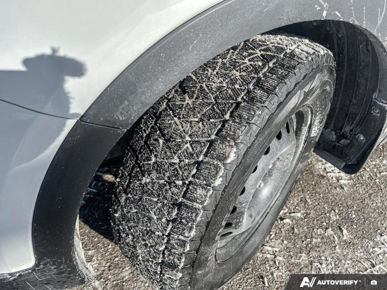 2016 Hyundai Santa Fe XL Limited Adventure Edition w/6 Passenger (A6 4dr All-Wheel Drive Photo