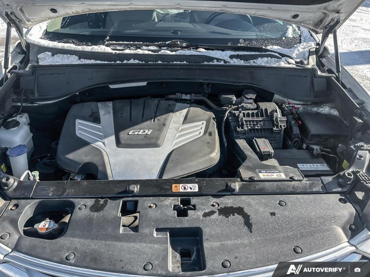 2016 Hyundai Santa Fe XL Limited Adventure Edition w/6 Passenger (A6 4dr All-Wheel Drive Photo