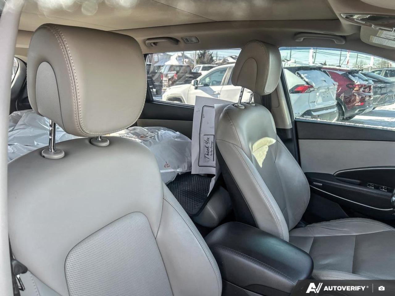 2016 Hyundai Santa Fe XL Limited Adventure Edition w/6 Passenger (A6 4dr All-Wheel Drive Photo