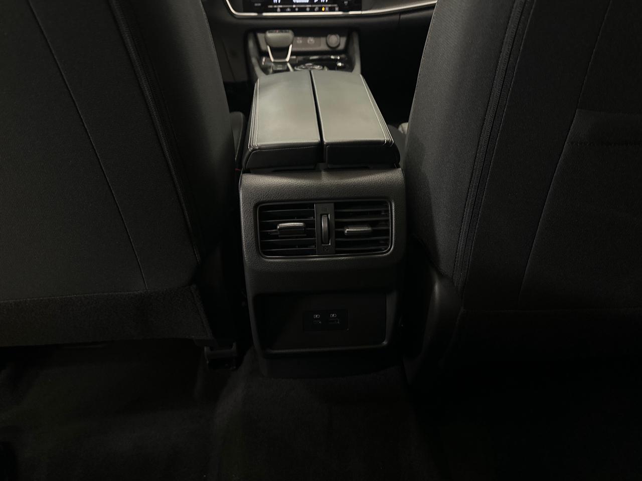 2023 Nissan Rogue SV Moonroof 4dr All-Wheel Drive Sport Utility Photo