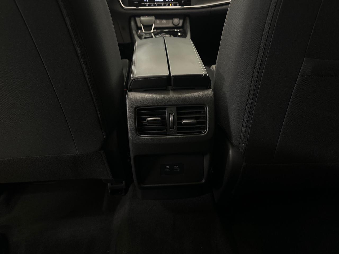 2023 Nissan Rogue SV Moonroof 4dr All-Wheel Drive Sport Utility Photo