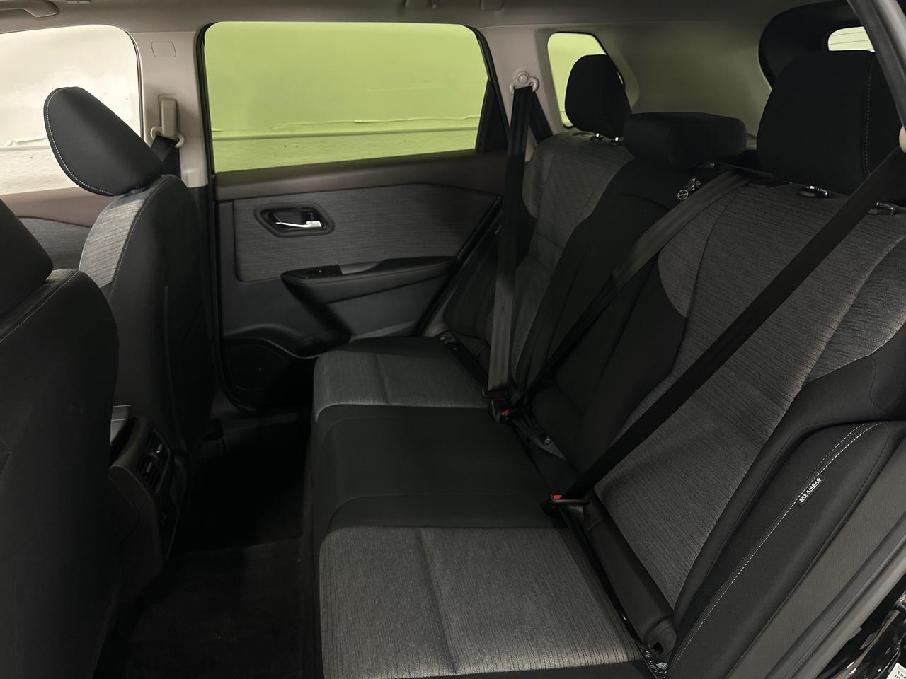 2023 Nissan Rogue SV Moonroof 4dr All-Wheel Drive Sport Utility Photo