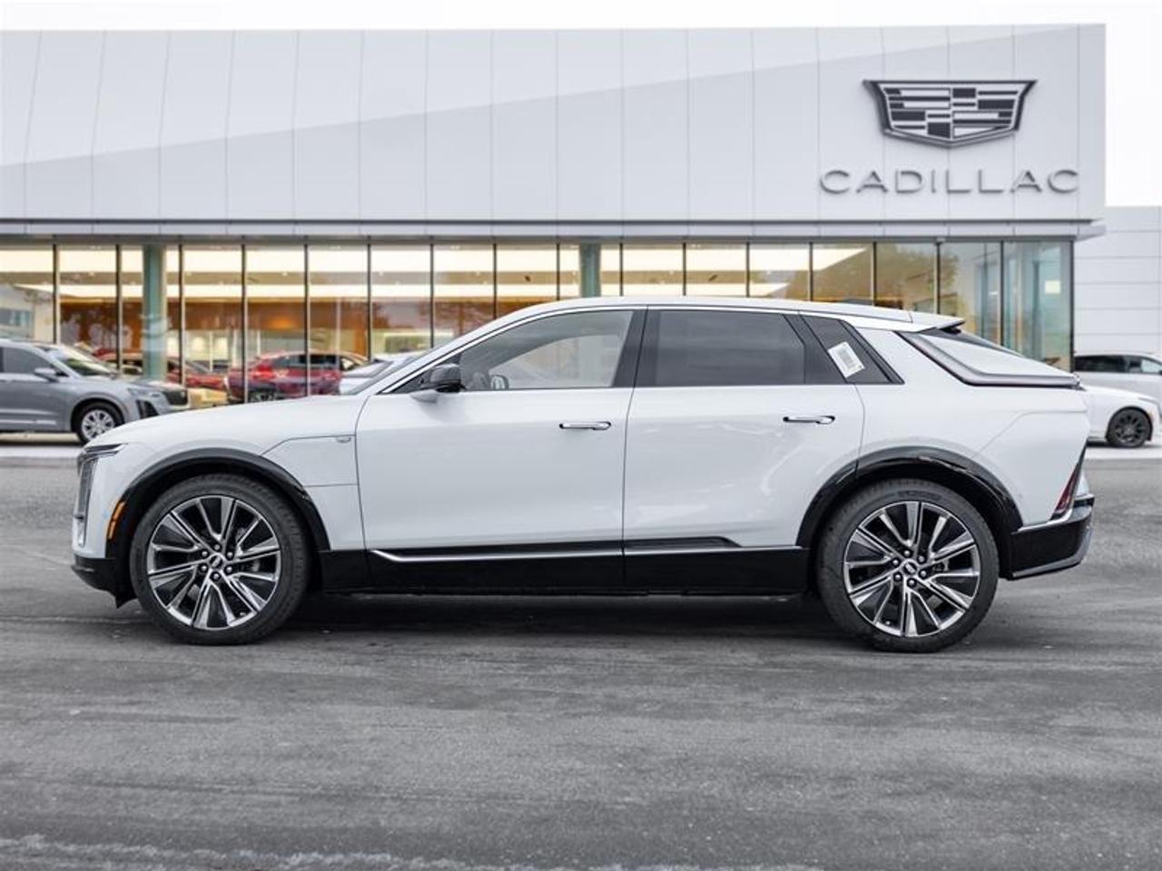 2026 Cadillac LYRIQ Signature Luxury 4dr Photo