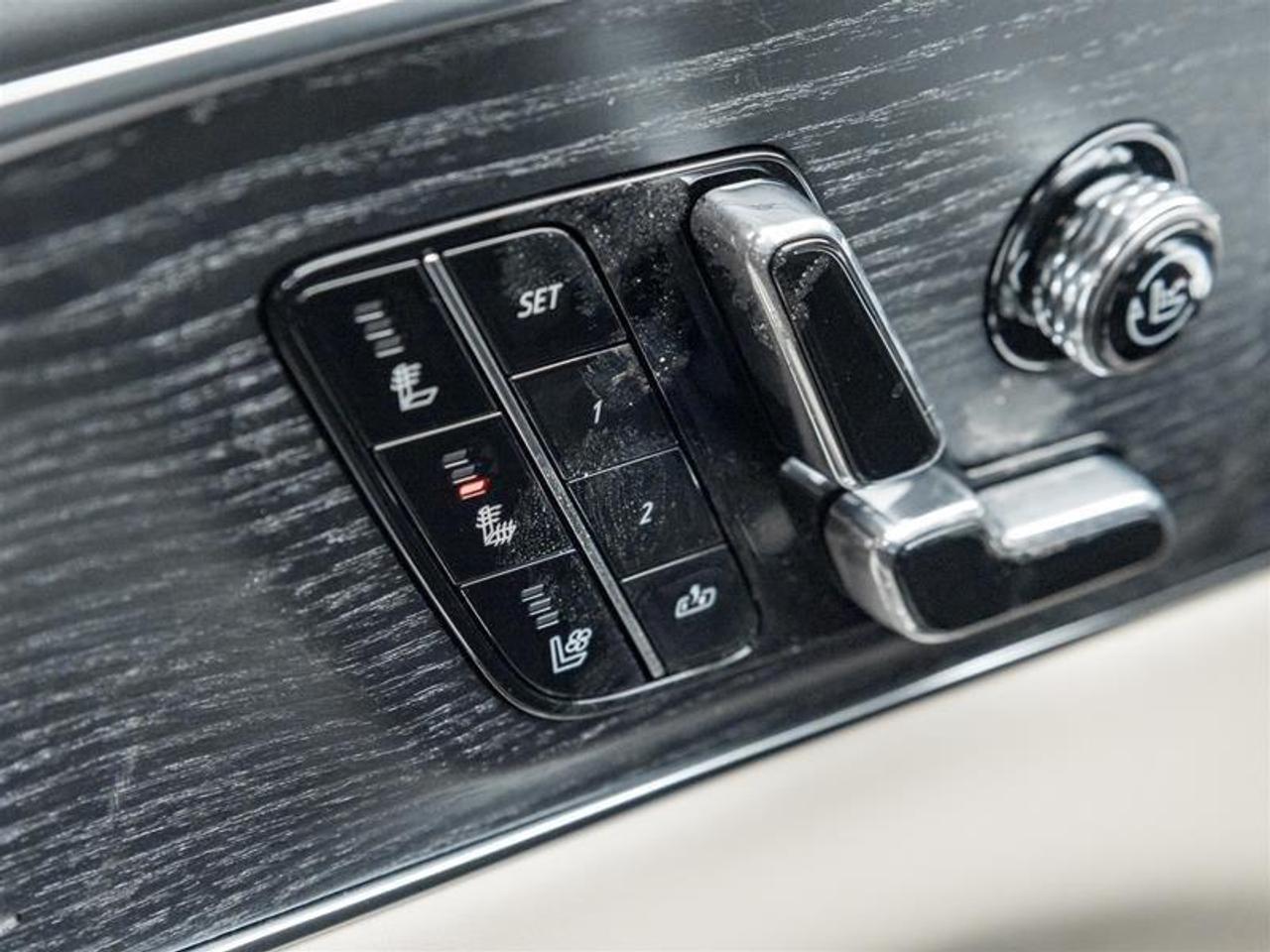 2026 Cadillac LYRIQ Signature Luxury 4dr Photo