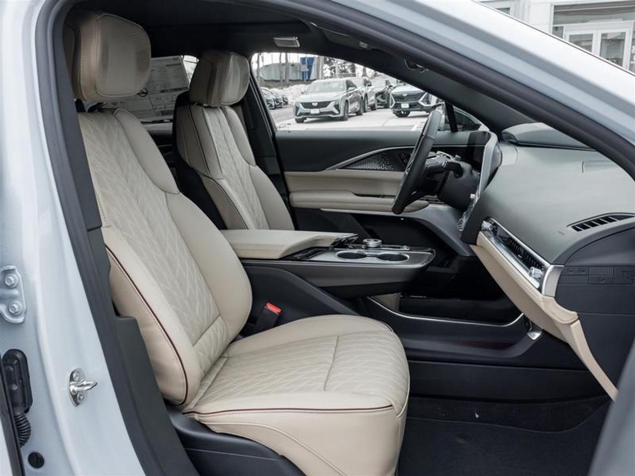 2026 Cadillac LYRIQ Signature Luxury 4dr Photo