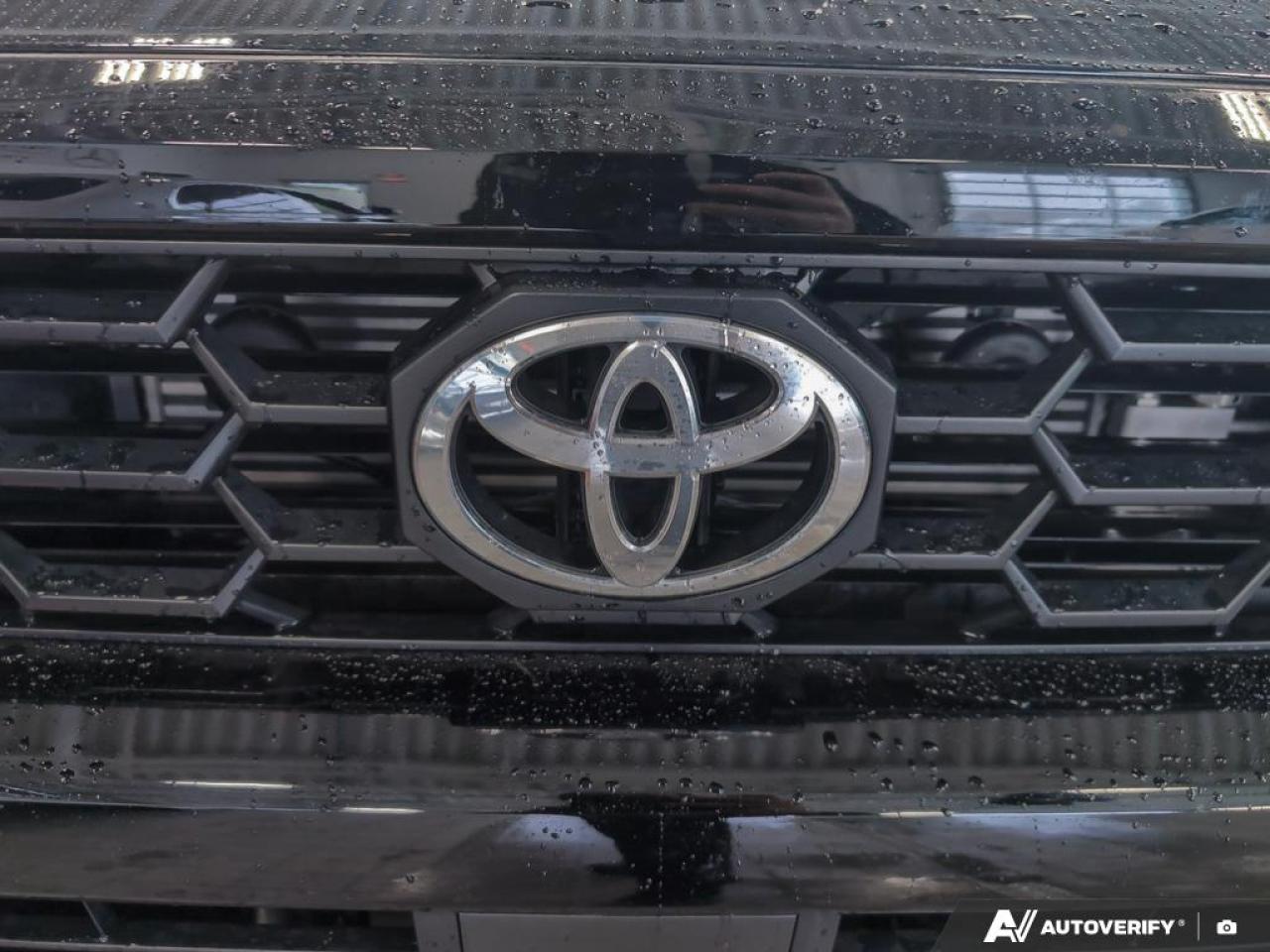 2025 Toyota 4Runner Hybrid Base 4dr 4x4 Photo