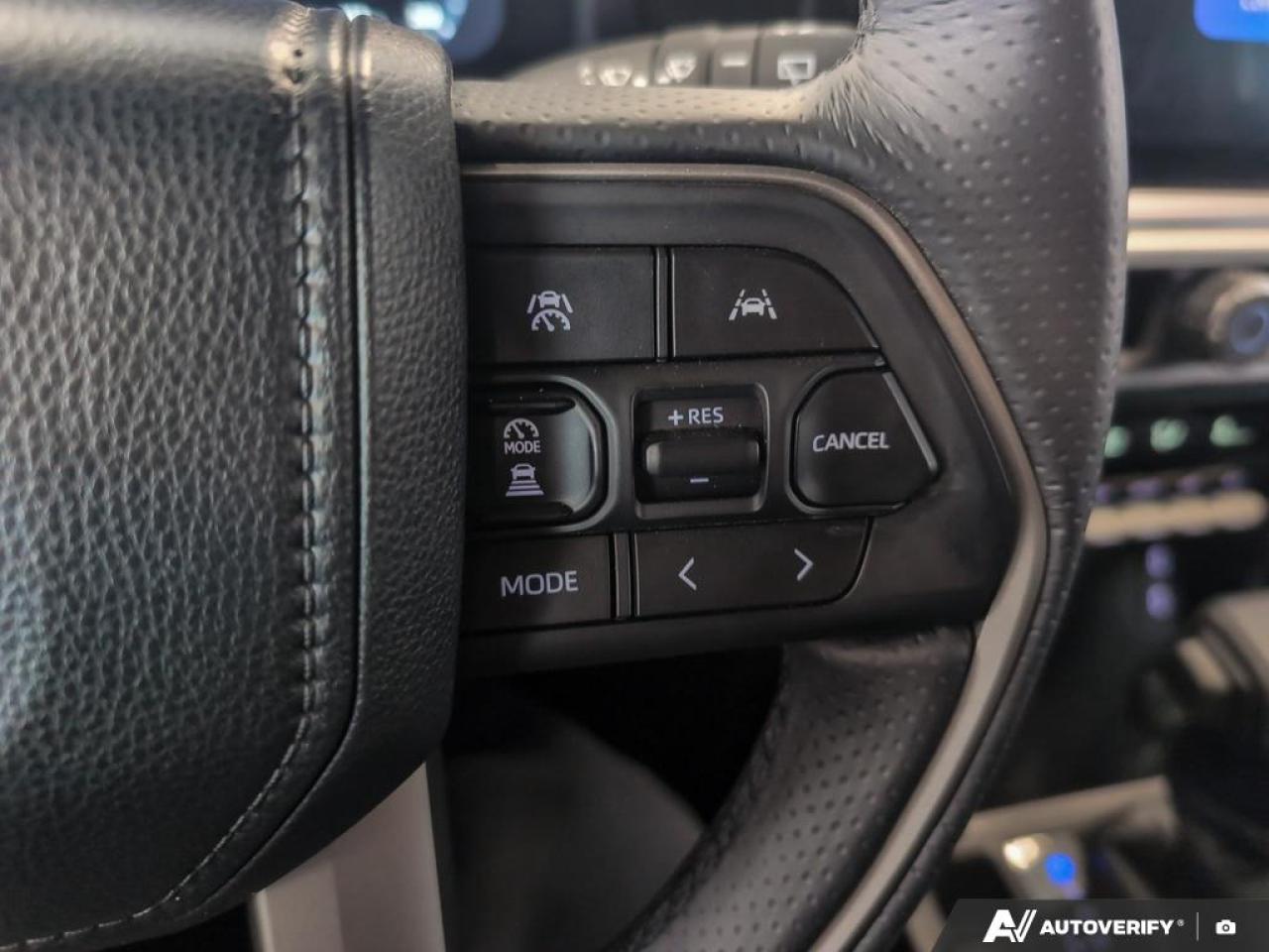 2025 Toyota 4Runner Hybrid Base 4dr 4x4 Photo