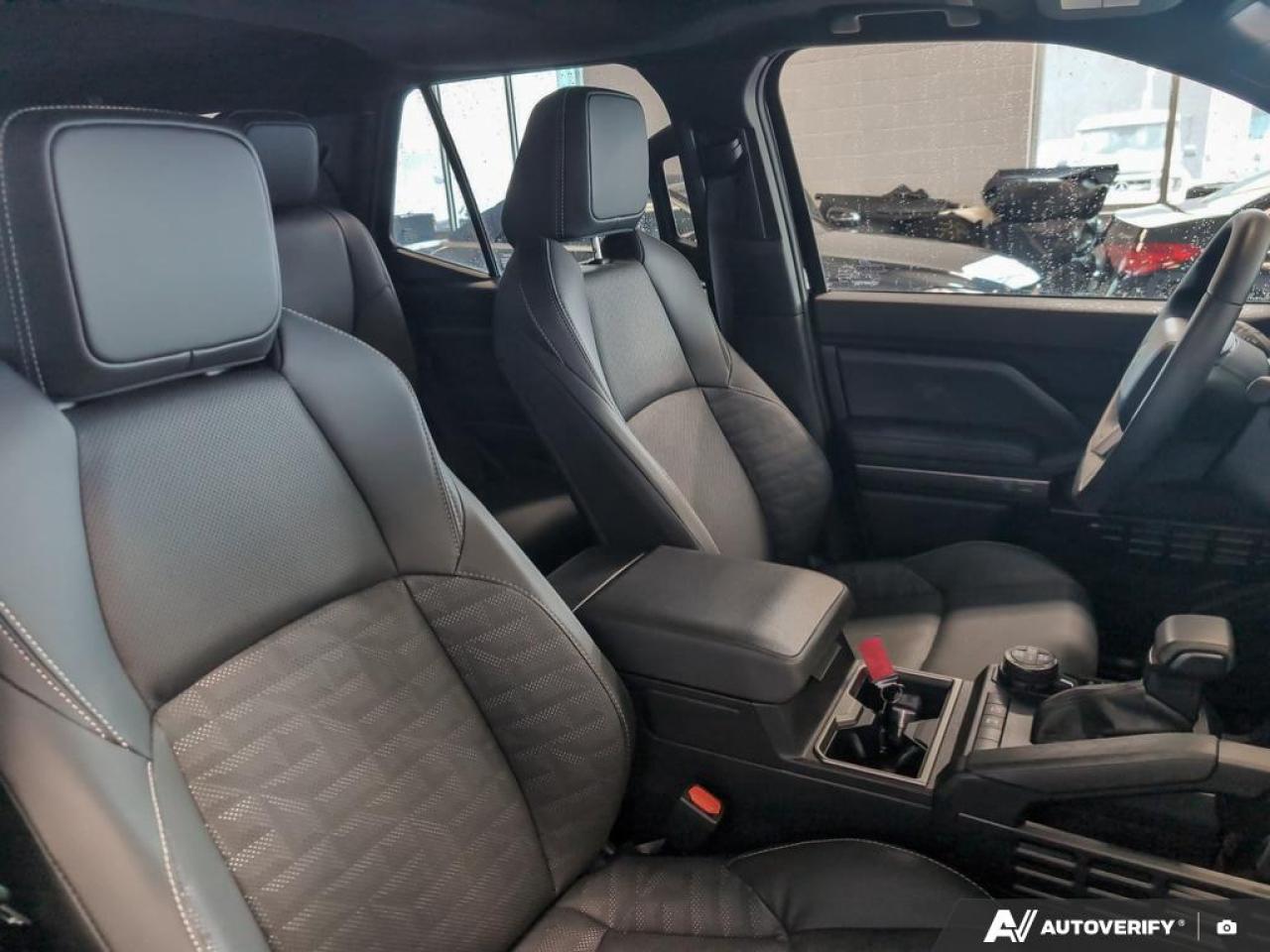 2025 Toyota 4Runner Hybrid Base 4dr 4x4 Photo