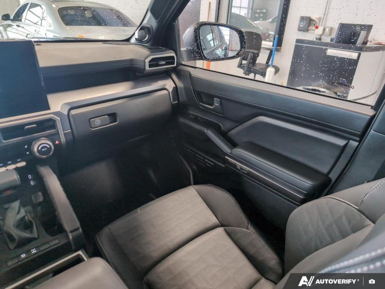 2025 Toyota 4Runner Hybrid Base 4dr 4x4 Photo