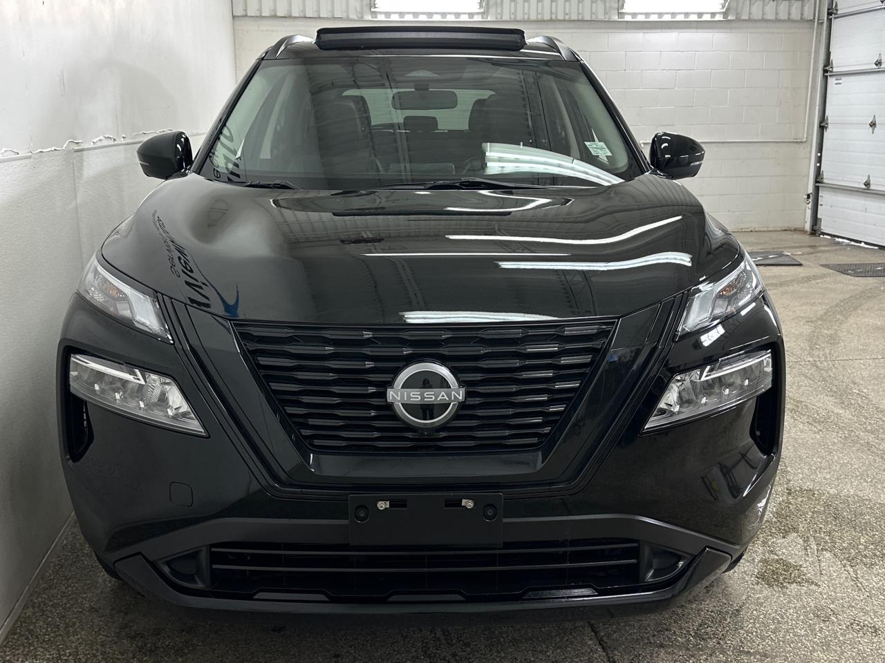 2023 Nissan Rogue SV Midnight Edition 4dr All-Wheel Drive Sport Utility Photo