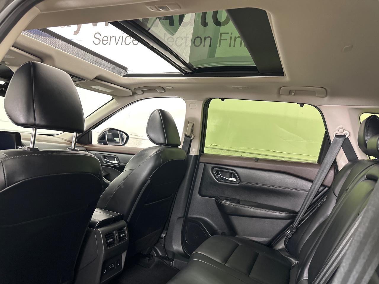 2023 Nissan Rogue SV Midnight Edition 4dr All-Wheel Drive Sport Utility Photo