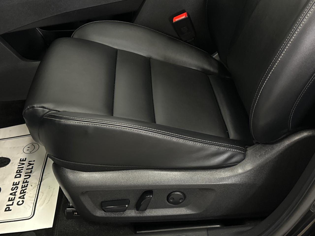 2023 Nissan Rogue SV Midnight Edition 4dr All-Wheel Drive Sport Utility Photo