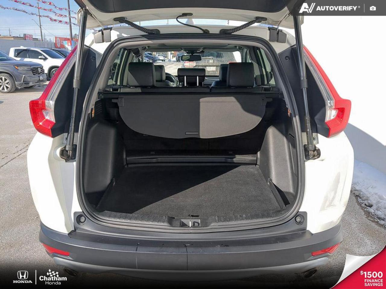 2018 Honda CR-V Touring AWD Photo