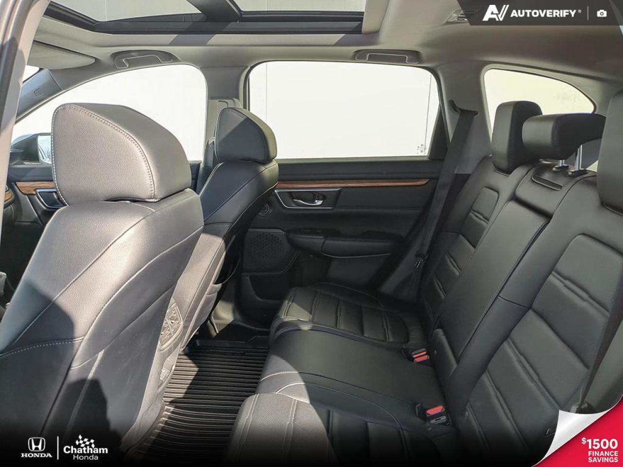 2018 Honda CR-V Touring AWD Photo