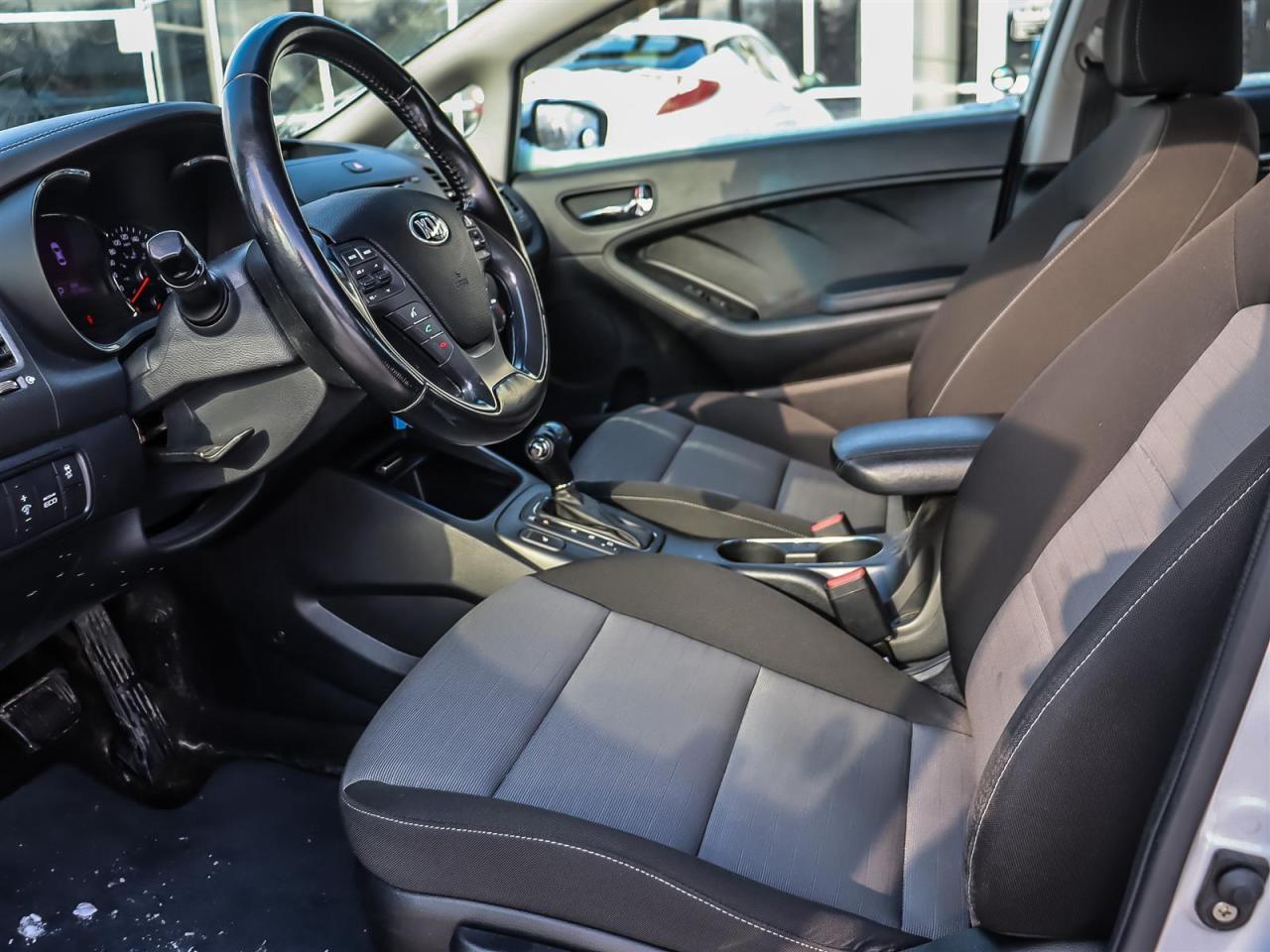 2015 Kia Forte EX AUTO REAR CAMERA HEATED SEATS Photo