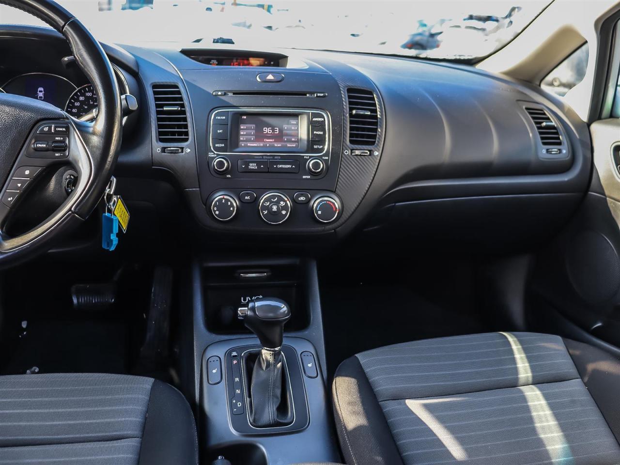 2015 Kia Forte EX AUTO REAR CAMERA HEATED SEATS Photo