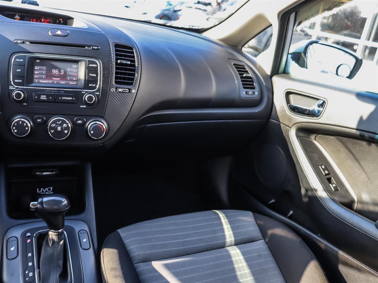 2015 Kia Forte EX AUTO REAR CAMERA HEATED SEATS Photo