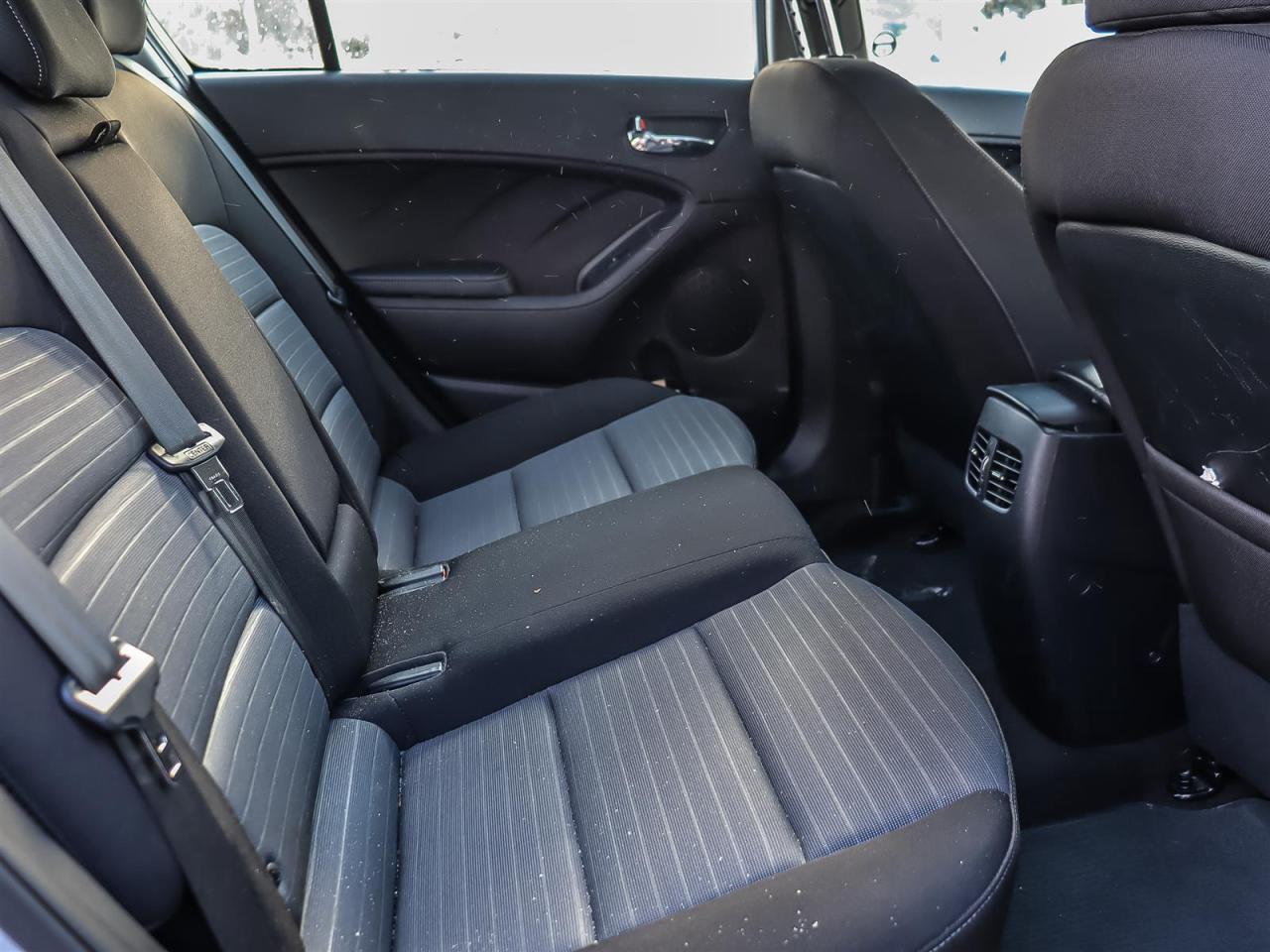 2015 Kia Forte EX AUTO REAR CAMERA HEATED SEATS Photo