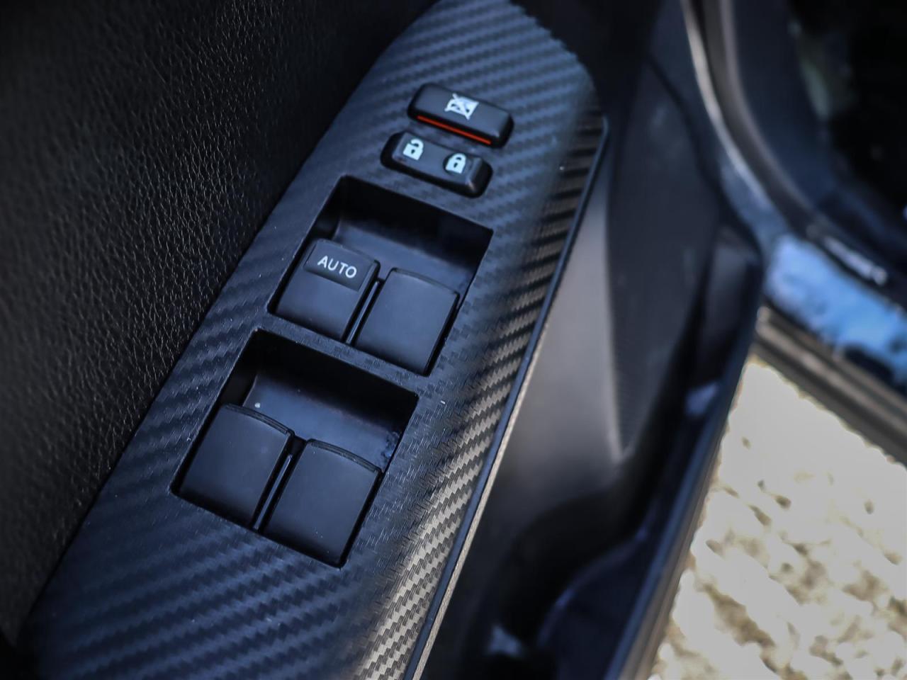 2013 Toyota RAV4 REAR CAMERA SUNROOF HEATED SEATS BLUETOOTH CLEAN C Photo