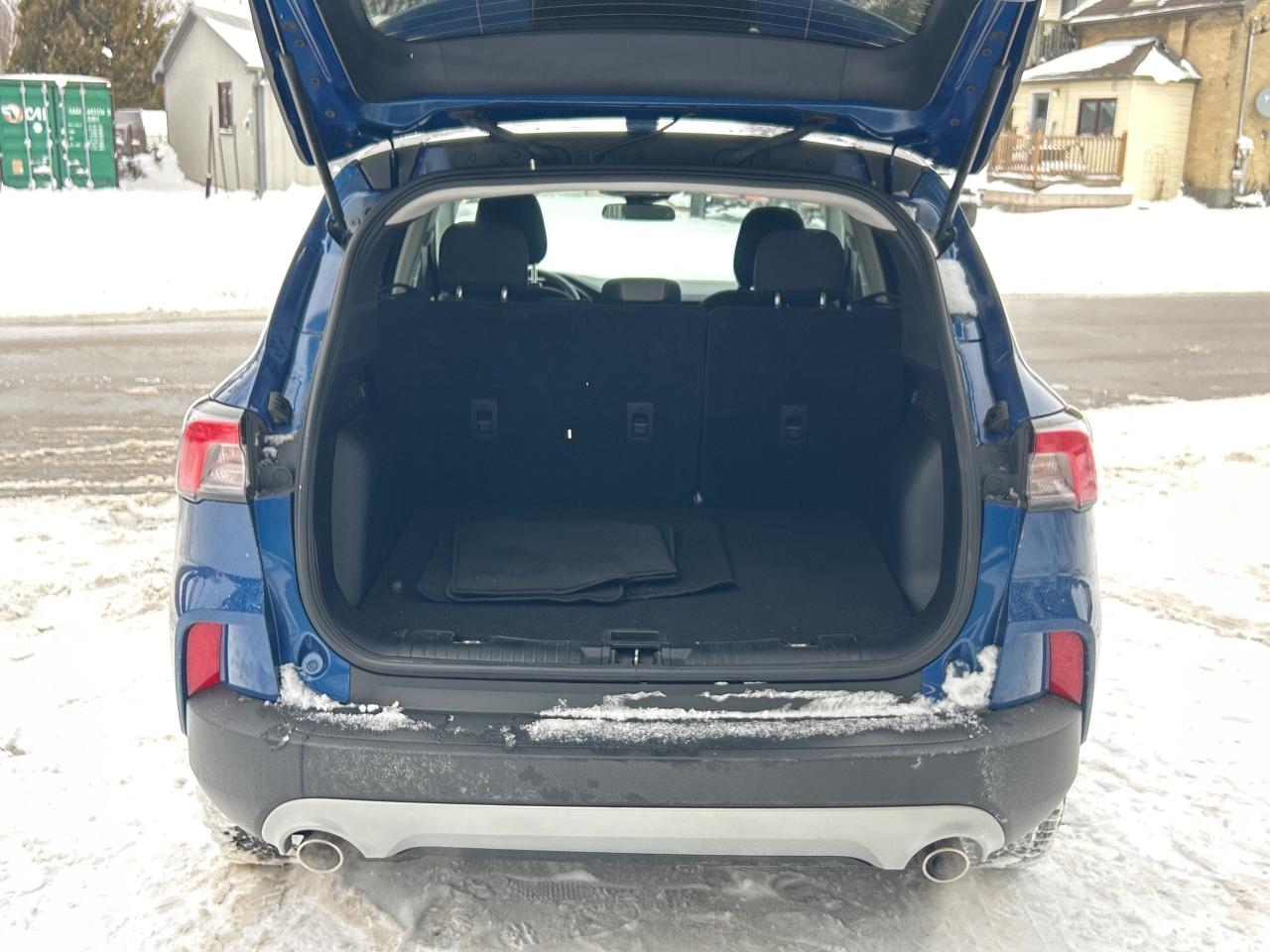 2022 Ford Escape S    AWD.  ** CLEAN ** Photo