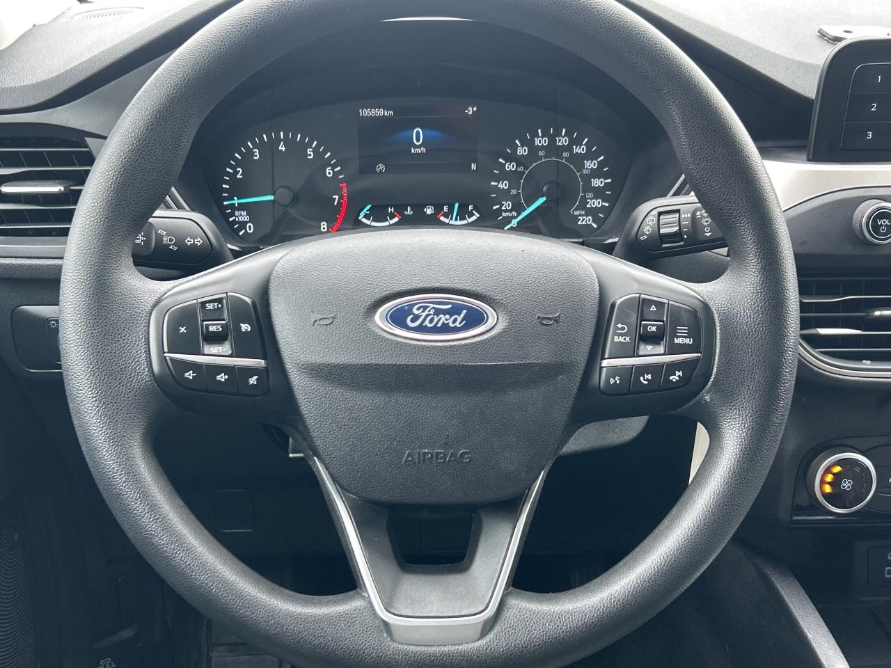 2022 Ford Escape S    AWD.  ** CLEAN ** Photo