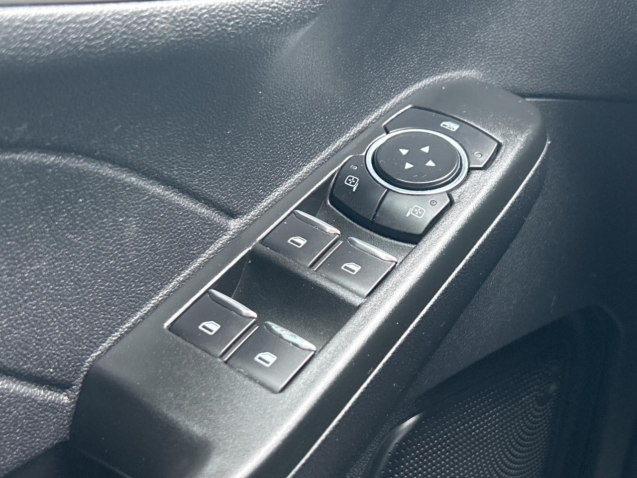 2022 Ford Escape S    AWD.  ** CLEAN ** Photo