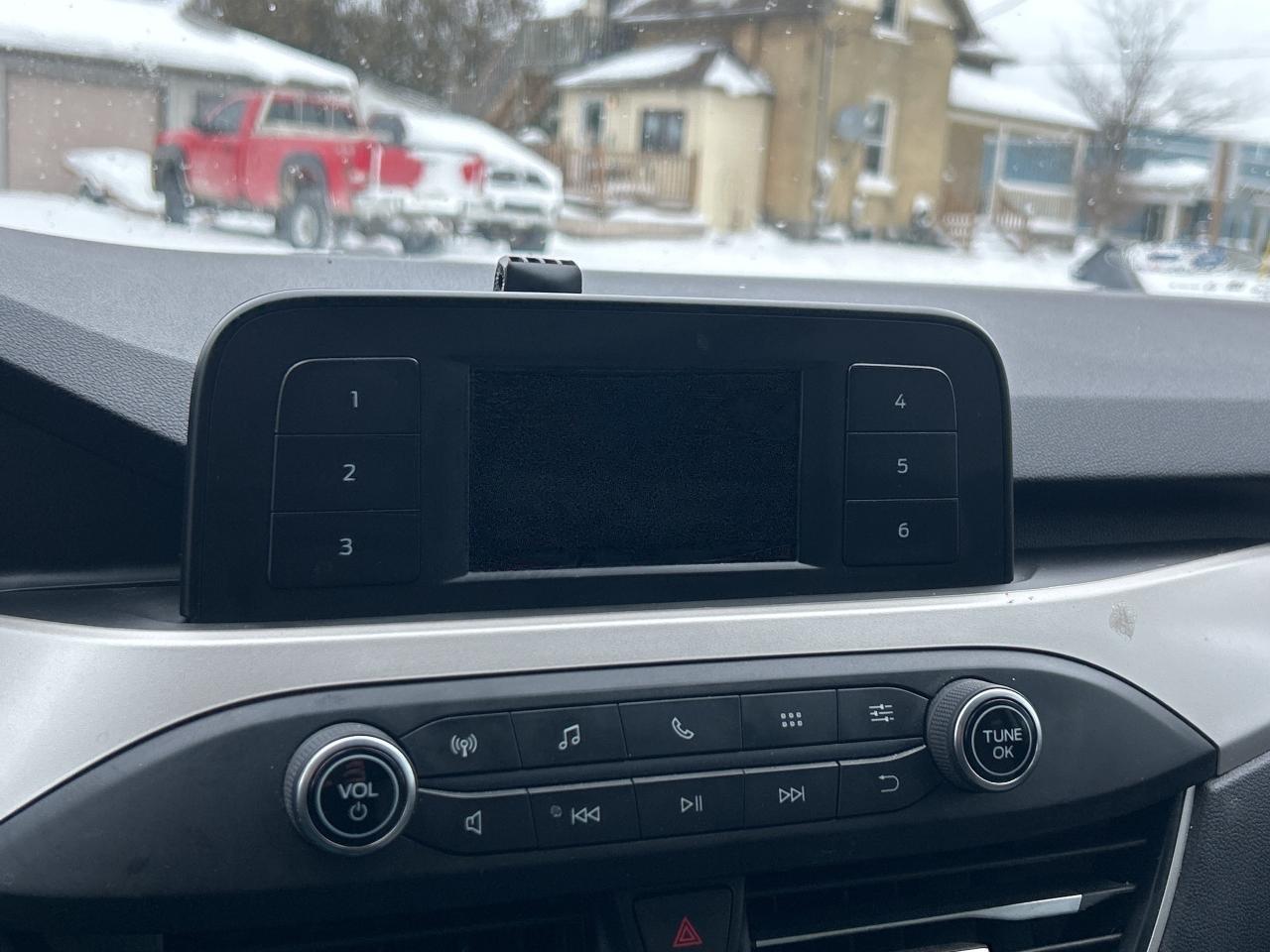 2022 Ford Escape S    AWD.  ** CLEAN ** Photo