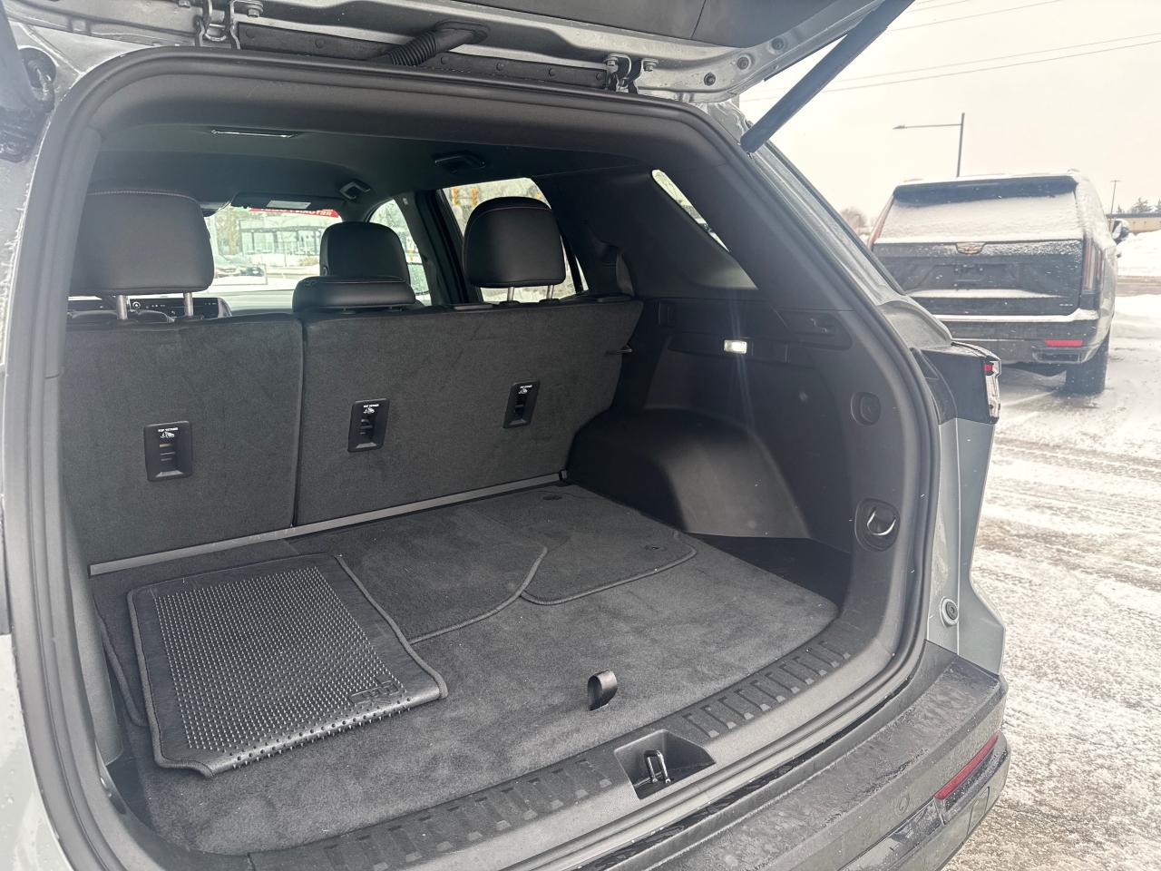 2025 Chevrolet Equinox RS 4dr All-Wheel Drive Photo