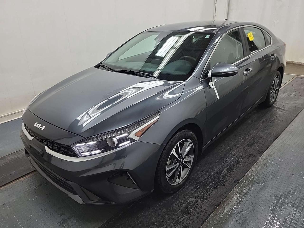 Serving Quinte for 60 years! 43,000 vehicles sold! We are one of Canadas largest independent retailers! High quantity-quality lease returns at live market pricing, best finance rates, rates as low as 6.45%, and no hidden fees. Up to 300 vehicles to choose from in 1 location. The way used car buying should be!