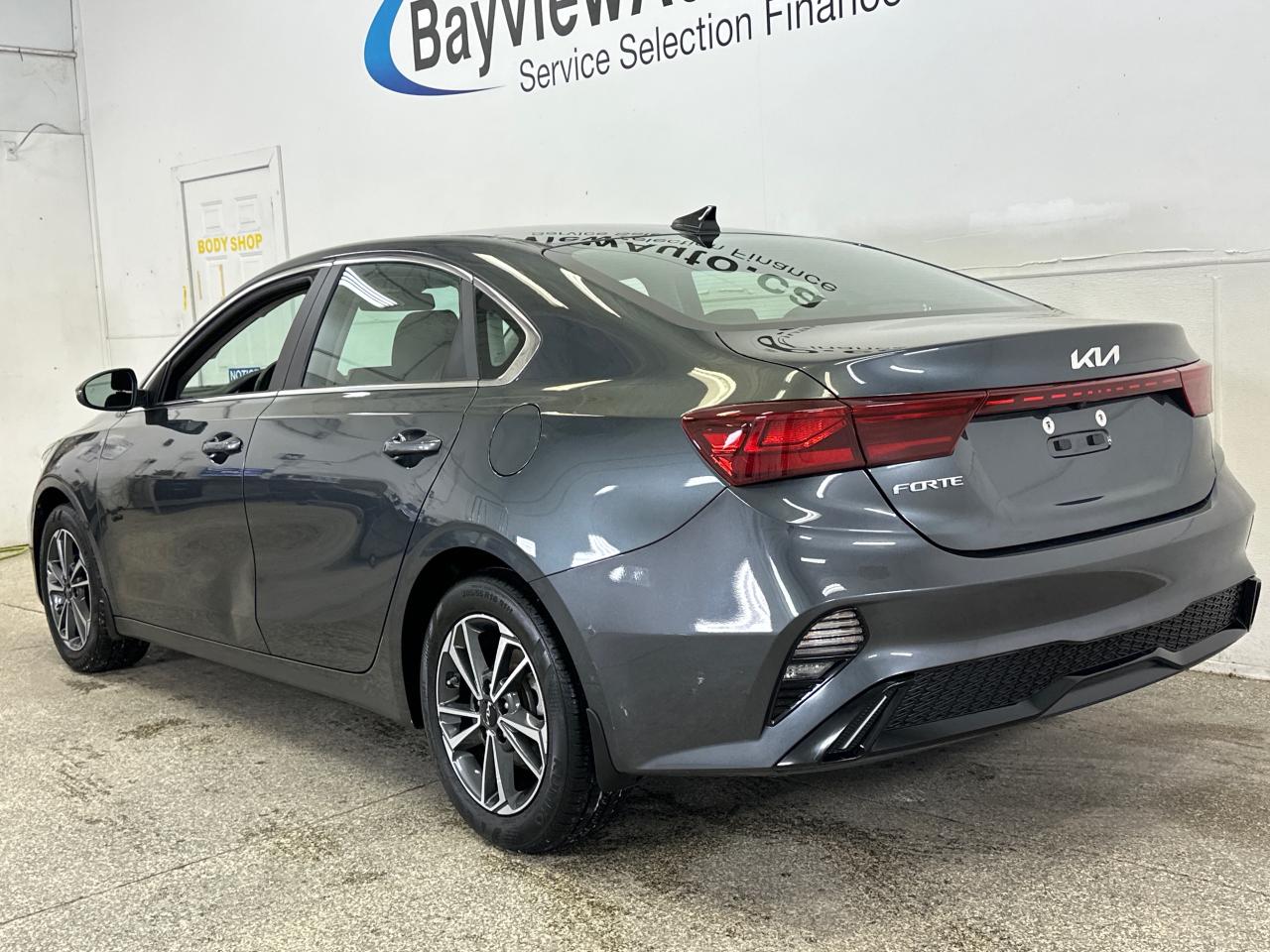 2023 Kia Forte EX 4dr Sedan Photo