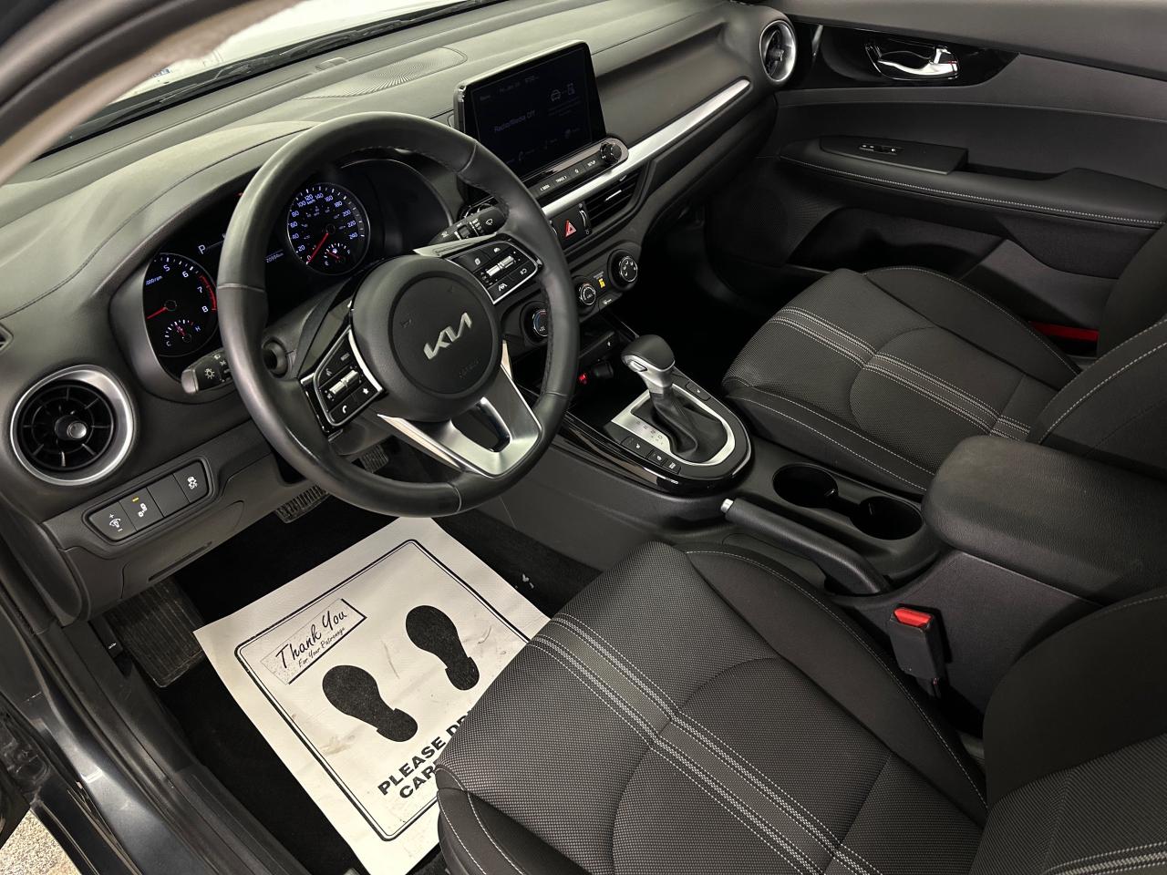 2023 Kia Forte EX 4dr Sedan Photo