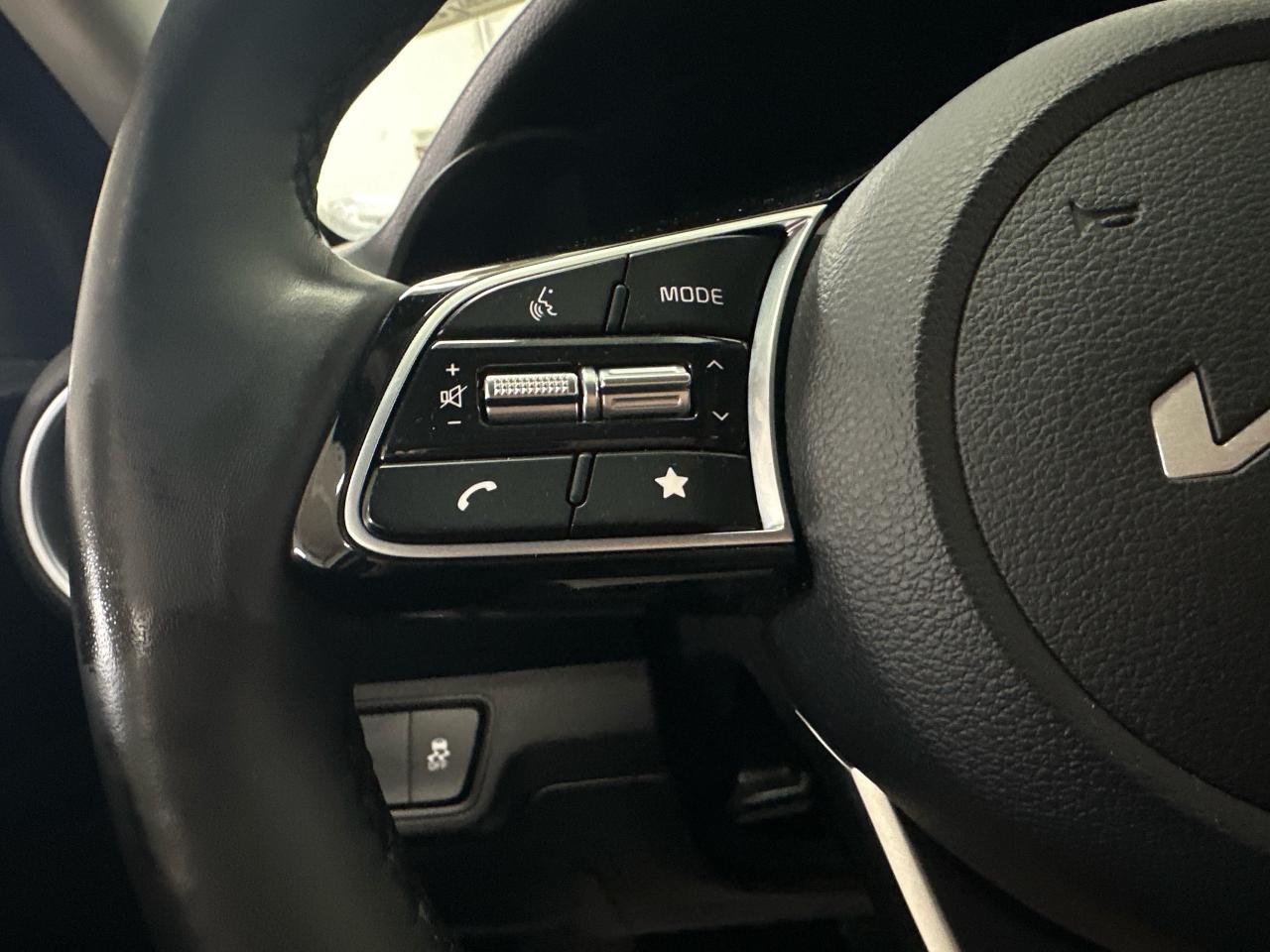 2023 Kia Forte EX 4dr Sedan Photo