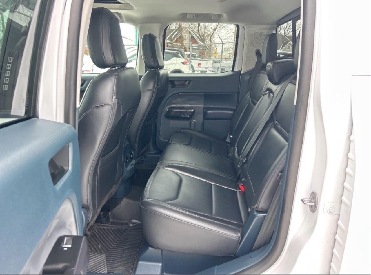 2023 Ford Maverick LARIAT LUXURY  ** 4K. TOW  PKG. ** Photo