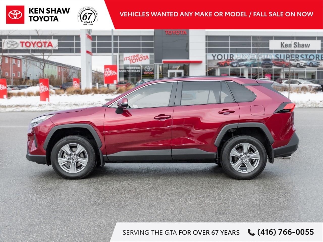 2024 Toyota RAV4 XLE 4dr All-wheel Drive Photo3