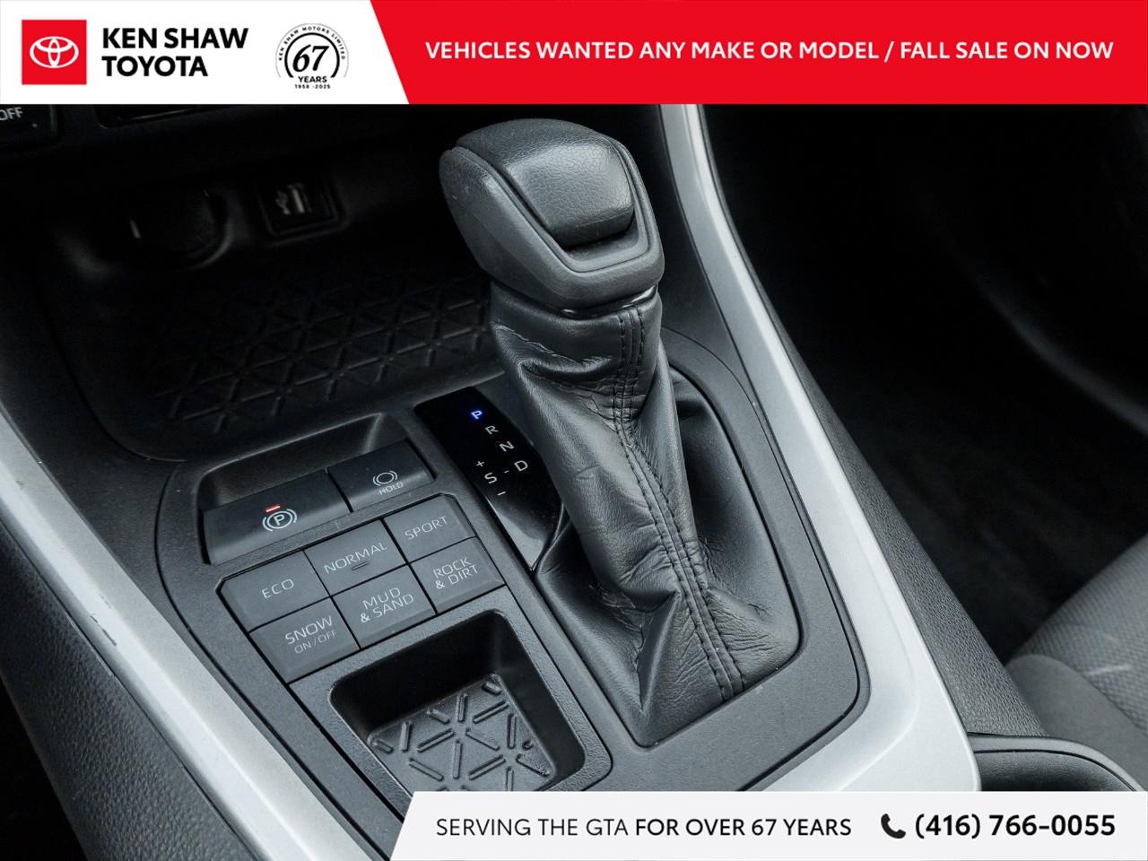 2024 Toyota RAV4 XLE 4dr All-wheel Drive Photo