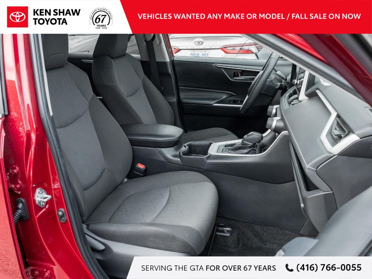 2024 Toyota RAV4 XLE 4dr All-wheel Drive Photo